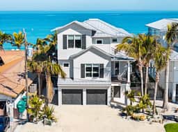 Bay View Beauty