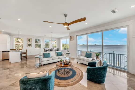 Bayfront Paradise (AMIL)