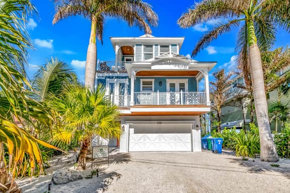 Bayfront Paradise (AMIL)